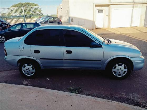 CHEVROLET CLASSIC 1.0 MPFI LIFE 8V FLEX 4P MANUAL